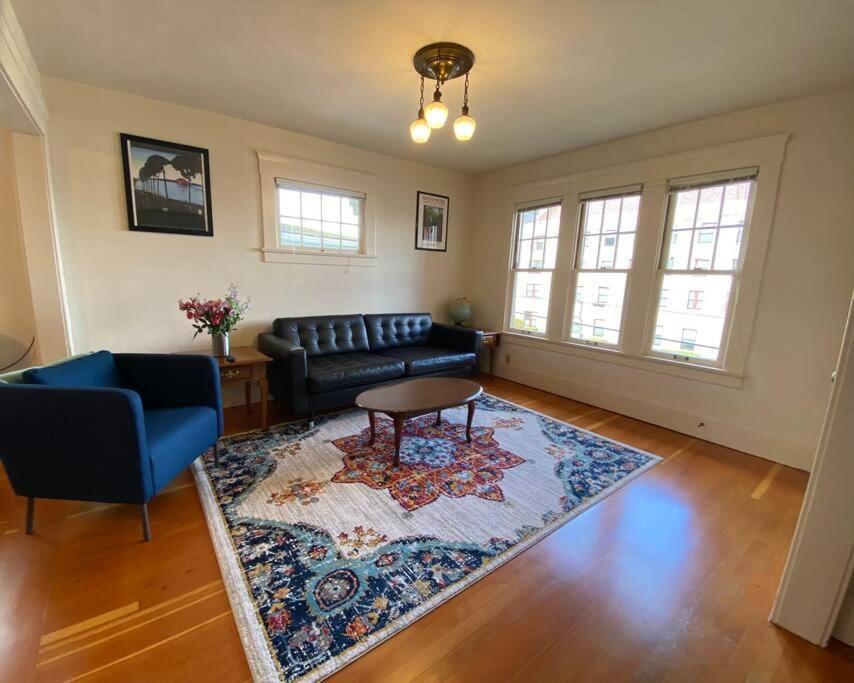 Historic Downtown Riverview Flat, No 3 Astoria Zewnętrze zdjęcie